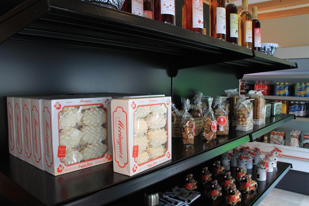 Moleson 拉皮埃尔卡缇珑旅馆酒店 外观 照片